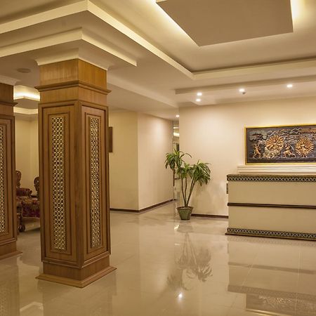 The Hotel Emperor-Inle Nyaung Shwe Bagian luar foto