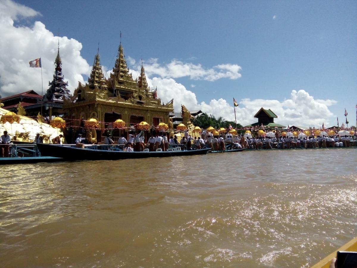 The Hotel Emperor-Inle Nyaung Shwe Bagian luar foto