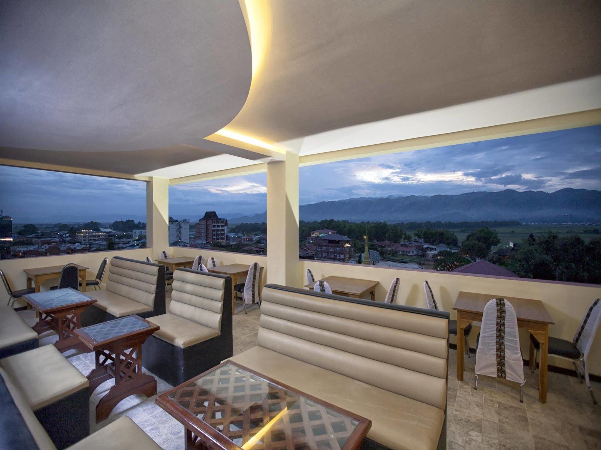 The Hotel Emperor-Inle Nyaung Shwe Bagian luar foto